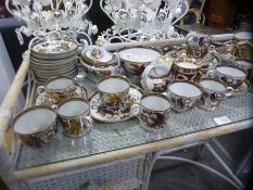 Quantity of Oriental design teaware, and a Royal Crown Derby 'Old Imari' design small vase AF