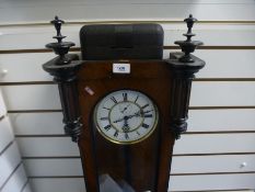 Walnut fronted early 20th Century American style wall clock