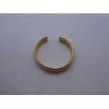 22ct yellow gold wedding band AF, 4g