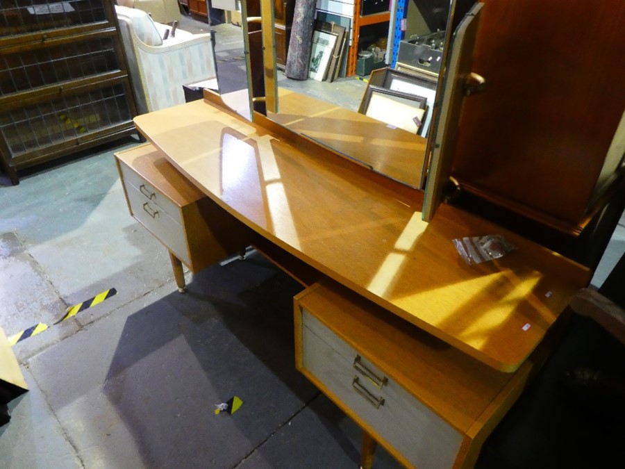 Mid Century teak G-Plan dressing table with adjustable mirror above drawers - Image 2 of 6