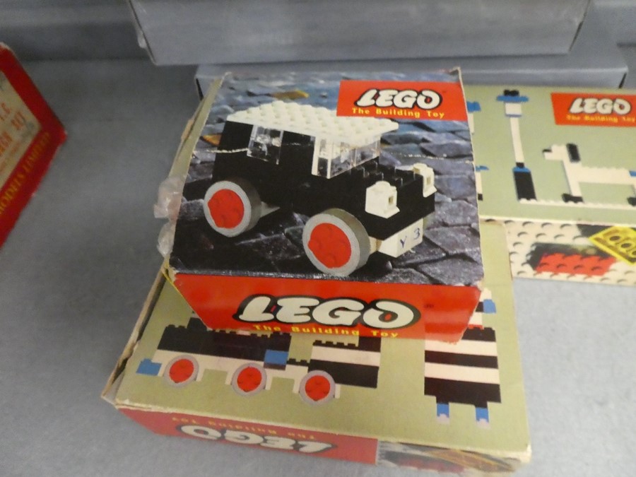 3 Boxes of vintage Lego sets 319, 315 and 3 and 3 boxed DeAgostini small scale model warships - Image 4 of 5