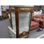French 1920s veneered ormolu mounted glass display cabinet with marble top, panel door damaged