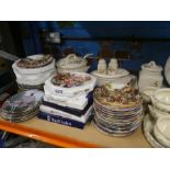 Quantity of stoneware Tableworks tea and dinnerware decorated with geese and a collection of collect
