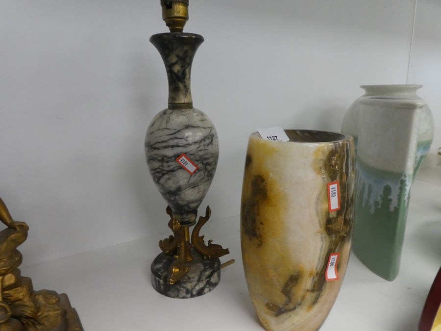 Marble table lamp with carp mounted base and similar marble vase - Image 2 of 3