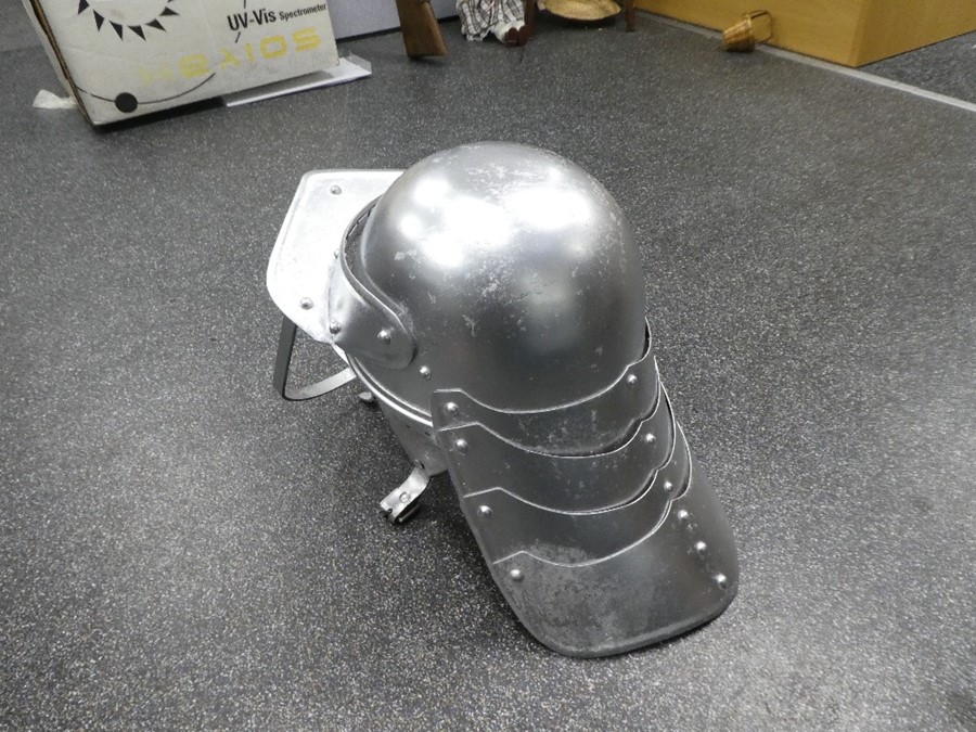 Reproduction knights helmet - Image 3 of 8