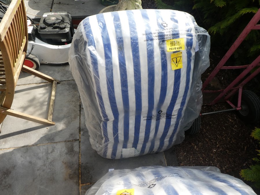 Two new garden chairs with blue and white strip cushions - Image 4 of 4