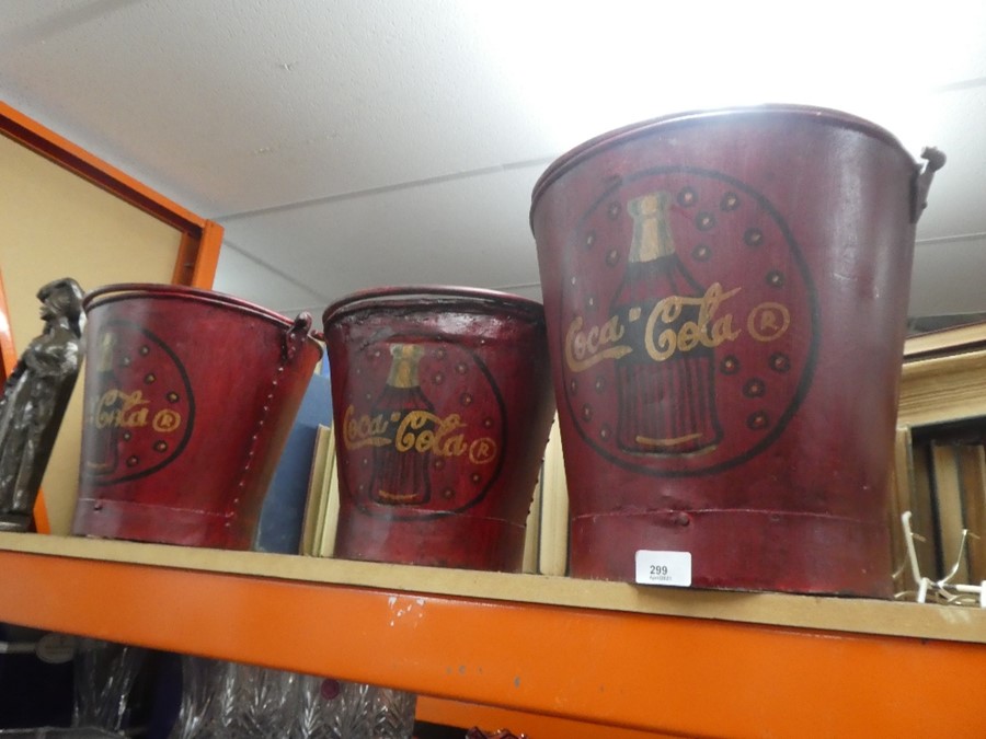 3 Graduated Coca Cola buckets - Bild 2 aus 5