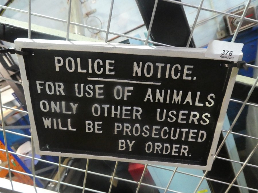 Animals only sign - Image 2 of 2