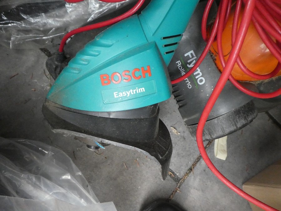 Electric Bosch strimmer and hedge cutter - Image 2 of 2