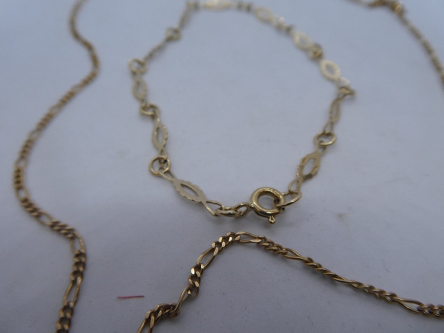 9ct yellow neckchain, marked 375 and a similar 9ct yellow gold bracelet, both marked 375, weight app - Image 2 of 2