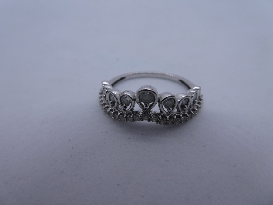 9ct white gold dress ring in the form of a crown inset with diamonds, marked 9K, size Q/R - Image 3 of 5