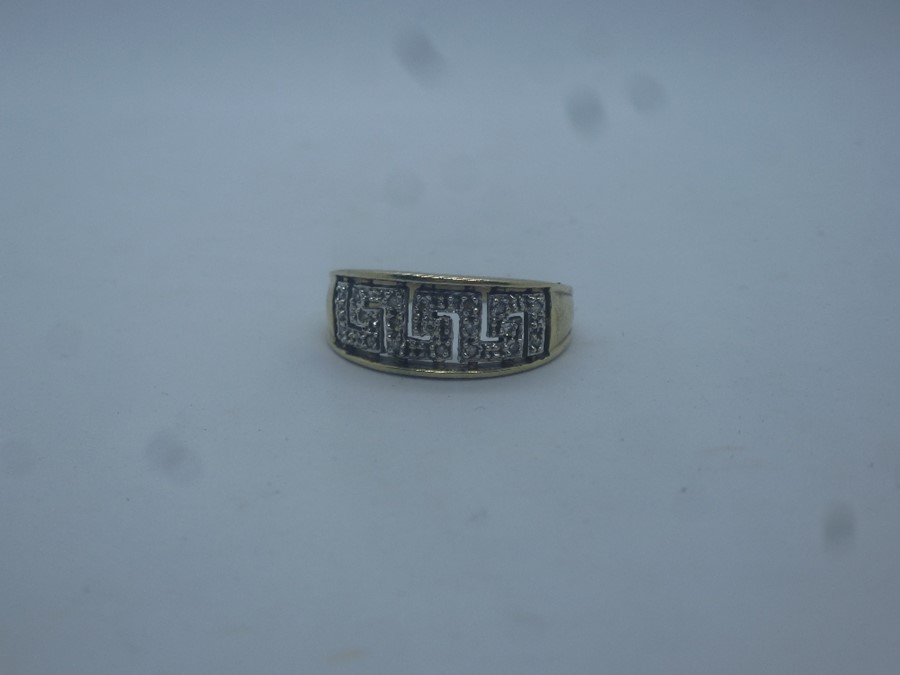 9ct yellow gold dress ring with Greek key design diamond set ring, size U, marked 375, 2.9g approx - Image 4 of 4