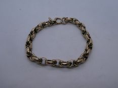 Unmarked yellow metal belcher bracelet, AF, catch missing, assumed 9ct, approx 12.6g