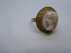 Victorian 18ct circular cameo ring, size Q, marked 18ct, gross approx 5.5g, needs repair on mount