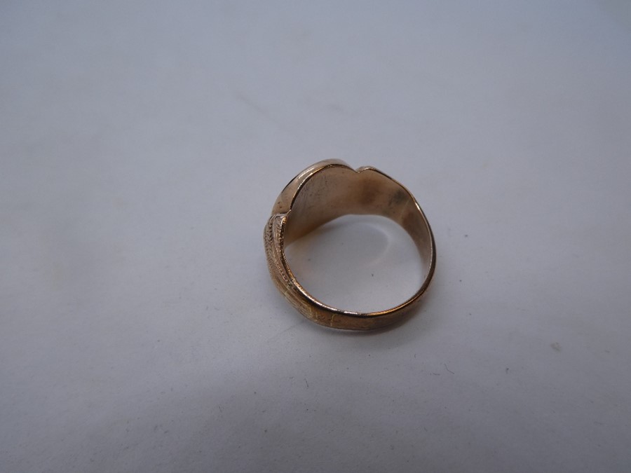 9ct Rose gold signet ring, marked 375, size K, approx 5.1g - Image 2 of 3
