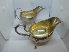 3 Hallmarked silver sauce boats, of assorted designs, 11.48ozt