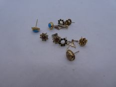 Collection of 9ct yellow gold earrings to include turquoise and moonstone set example