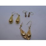 Three pairs 9ct yellow gold drop earrings, all marked 375, 5.5g