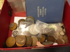 Mixed coinage, mainly 19th &20th Century British, also some notes.