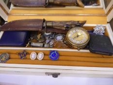 Vintage jewellery box containing costume jewellery, antler handle knife etc