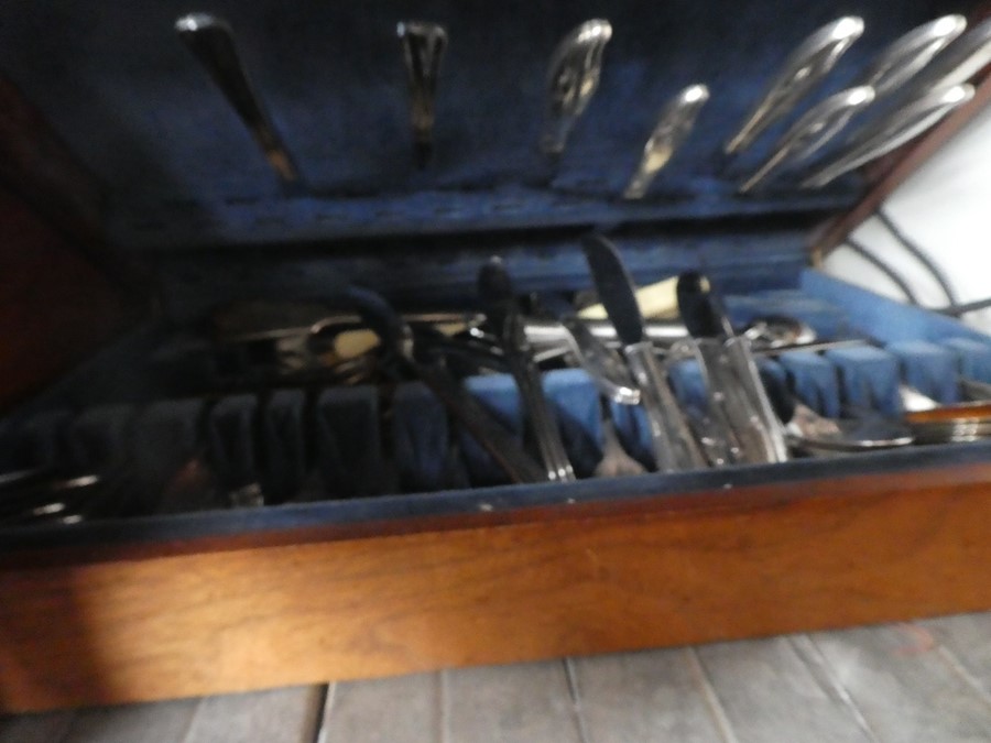 A boxed canteen of cutlery, a sewing box, box of glasses, etc - Image 2 of 3