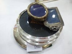 A lot of silver photo frames of various shapes, sizes and hallmarks. AF. Sterling silver and foreign