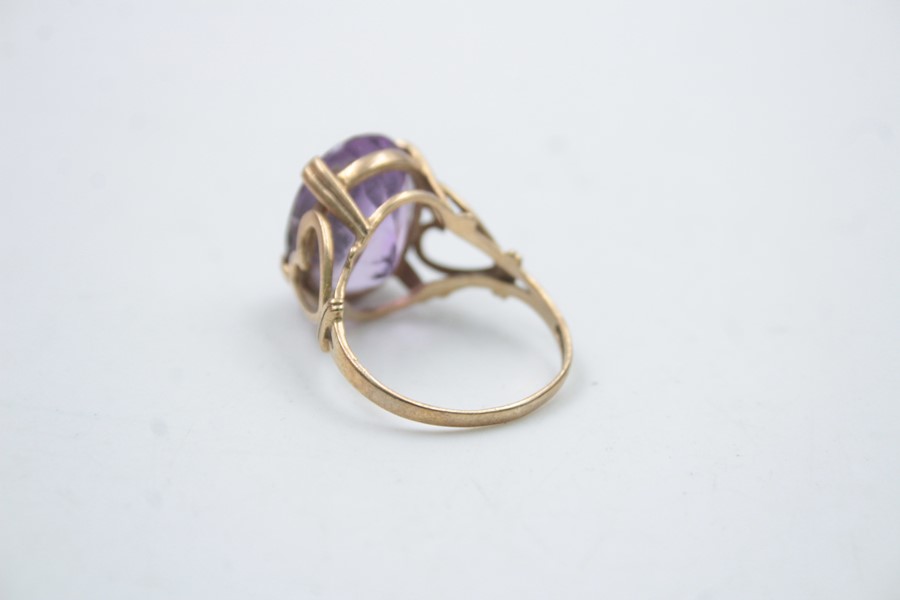 9ct gold amethyst cocktail ring 4g - Image 3 of 6