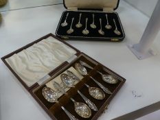 A set of eight silver Apostle spoons hallmarked Sheffield 1915, Atkin Brothers, with twisted design