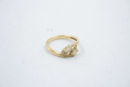 18ct gold diamond & opal bypass ring 2.6g