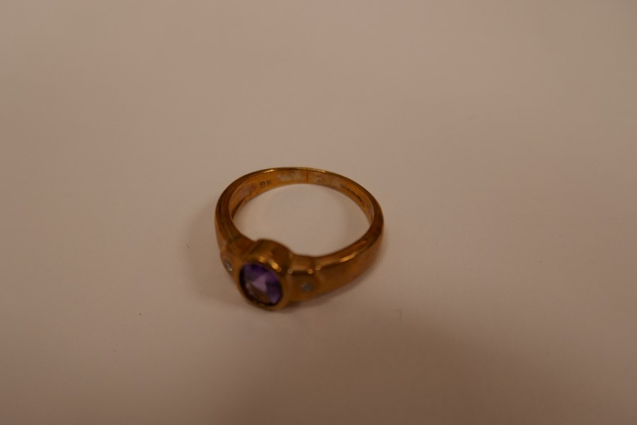 9ct hold amethyst & diamond band ring 3.5g - Image 2 of 4