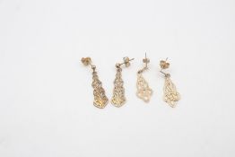2 x 9ct Gold gemstone earrings inc. jade, drops 2.8g