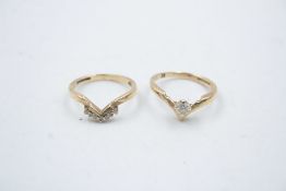 2 x vintage 9ct gold interlocking diamond set chevron rings 3.6g