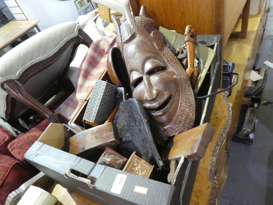 A box of treen to include Mother of Pearl inlaid box, small wooden hand tools with markings, boxes a - Image 2 of 3