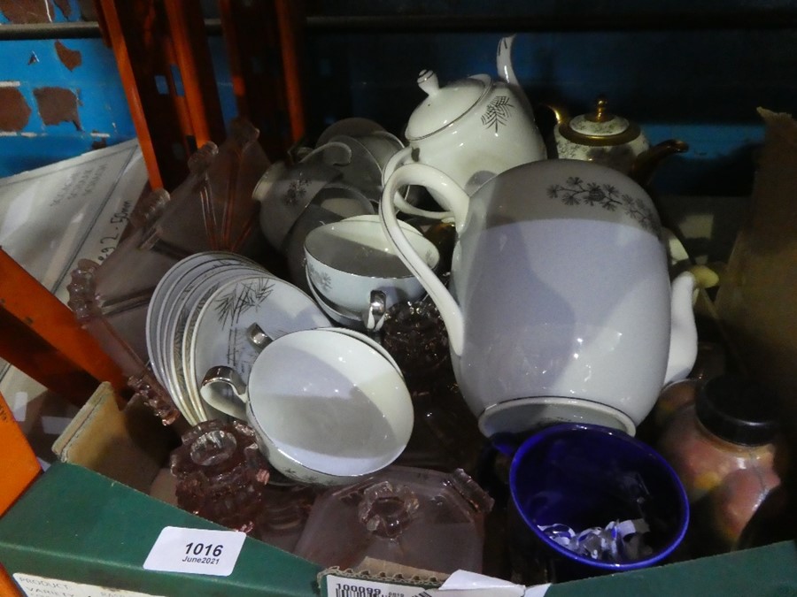 Vintage selection of china dressing table sets, including oriental themed china - Image 2 of 4