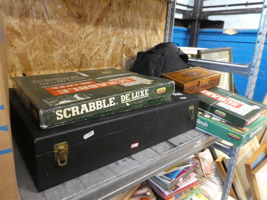 A box of china mugs, glasses, old games and a boxed cutlery set - Image 2 of 4