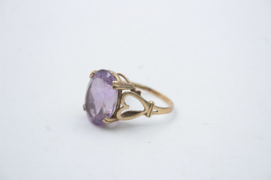9ct gold amethyst cocktail ring 4g - Image 2 of 6