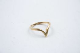 9ct gold chevron ring 3.4g