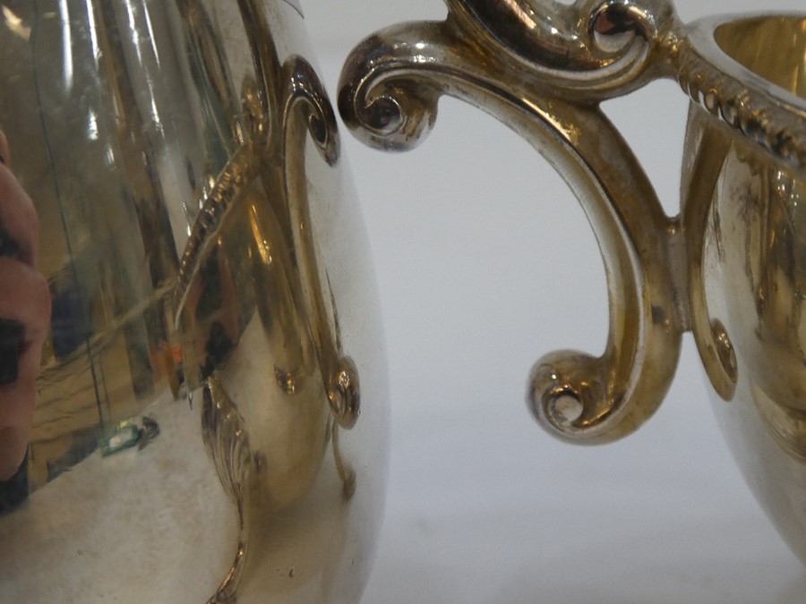 A high quality silver milk jug, heavy, hallmarked Sheffield 1937, Harrison Brothers and Hawson, with - Image 6 of 6