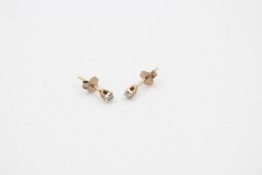 9ct Gold diamond stud earrings 0.5g
