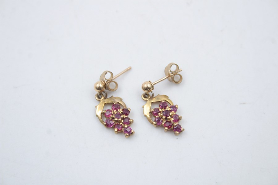 9ct gold ruby bunch of grapes motif drop earrings 1.5g