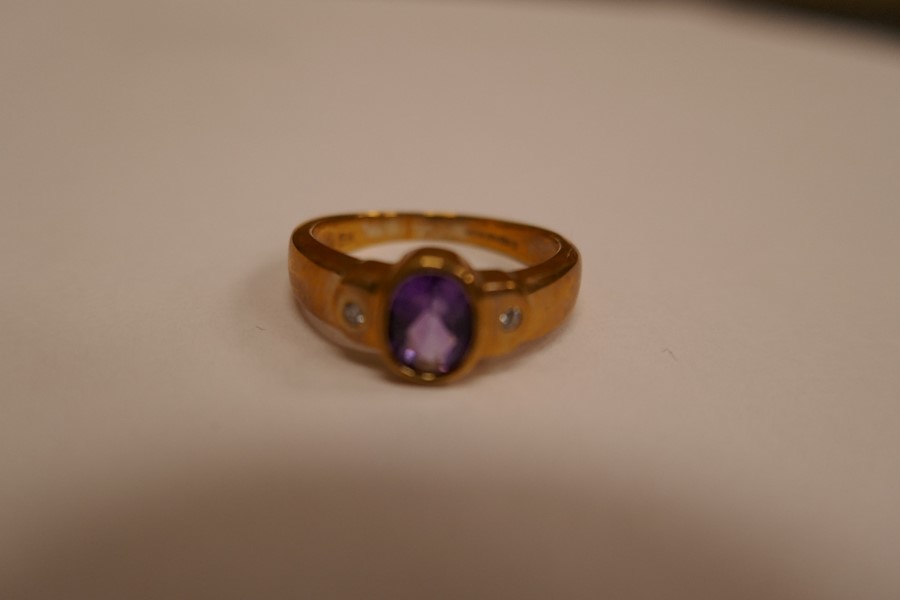 9ct hold amethyst & diamond band ring 3.5g - Image 4 of 4