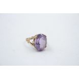 9ct gold amethyst cocktail ring 4g