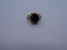 vintage 9ct gold sapphire & diamond dress ring 3.6g