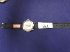 A vintage gent's Chale wristwatch, winds and ticks