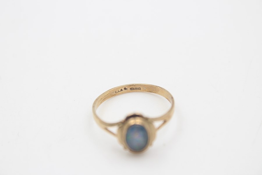 vintage 9ct gold opal ring 1.4g - Image 5 of 5