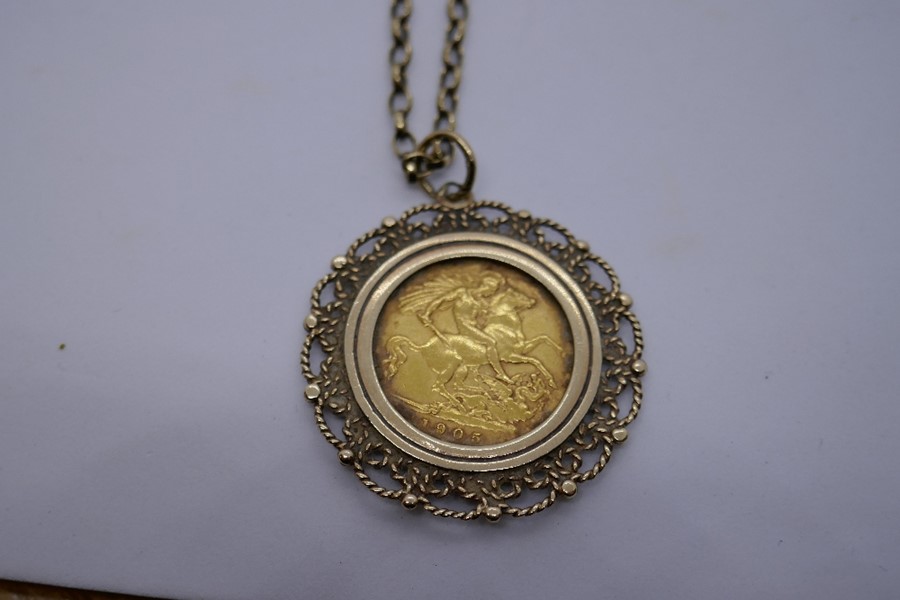 9ct yellow gold belcher chain, hug with a 9ct gold mounted half Sovereign dated 1905, chain marked 3 - Image 2 of 5