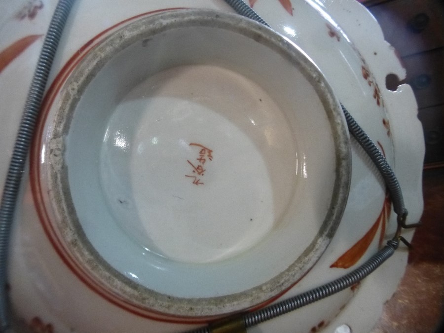 A Japanese plate decorated bird and trees and 2 other plates - Image 4 of 5