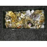 Mixed costume jewellery to incl. brooches, earrings etc and a boxed Cartier perfume bottle holder