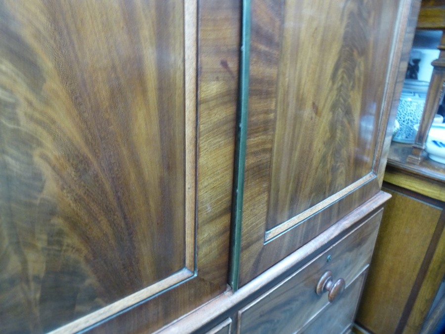 Antique mahogany linen press having sliding shelves on bracket feet - Image 3 of 7