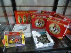 Vintage boxed Britain's models mostly military, etc